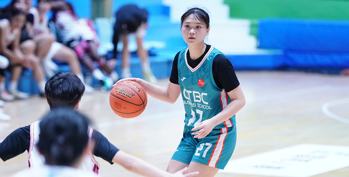 中信學院林紜葶7抄截。攝/大專體總