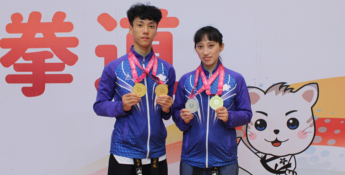 國體馬允中(左)與李映萱分別拿下個人組男女金牌。攝/張宏碩