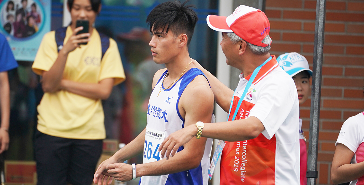 100公尺紀錄保持人楊俊瀚因搶跑而失格。攝/大專體總