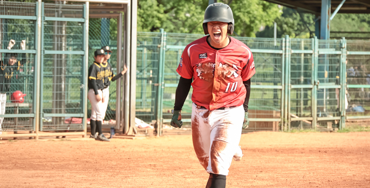 臺師劉得誼三局上跑回超前分。攝/林秀炘