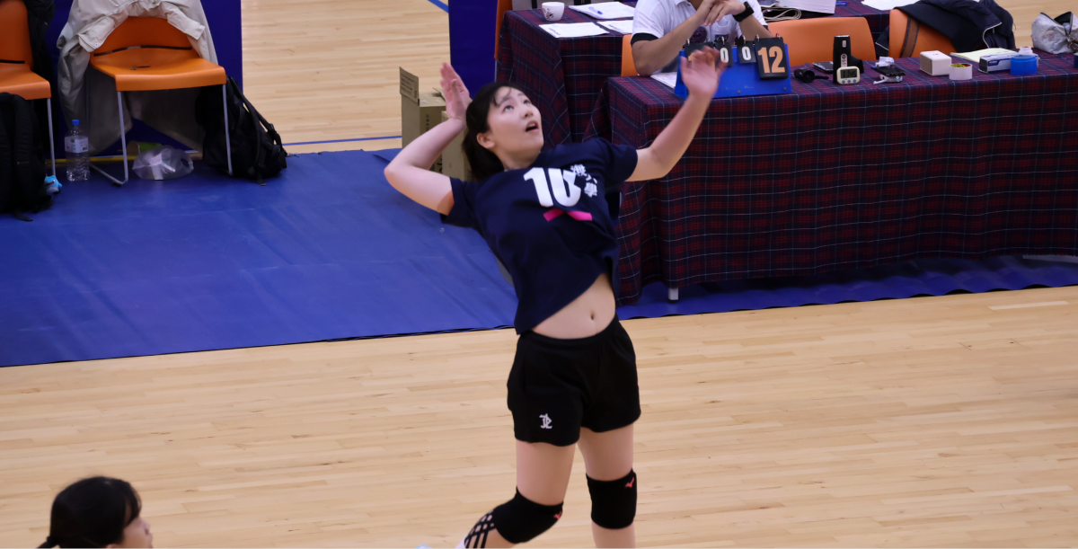 即使比分落後,海大隊長李芯仍強勢進攻。攝/陳奕軒