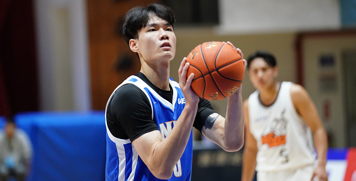 虎尾科大郭俊言10分11籃板。攝/大專體總