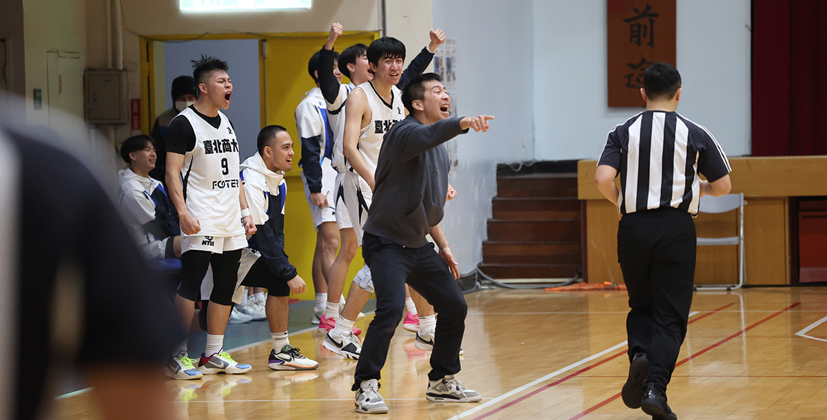 末節北商打出地主氣勢，張翰宇、何建廷連續外線振奮全場。攝/陳曼瑄