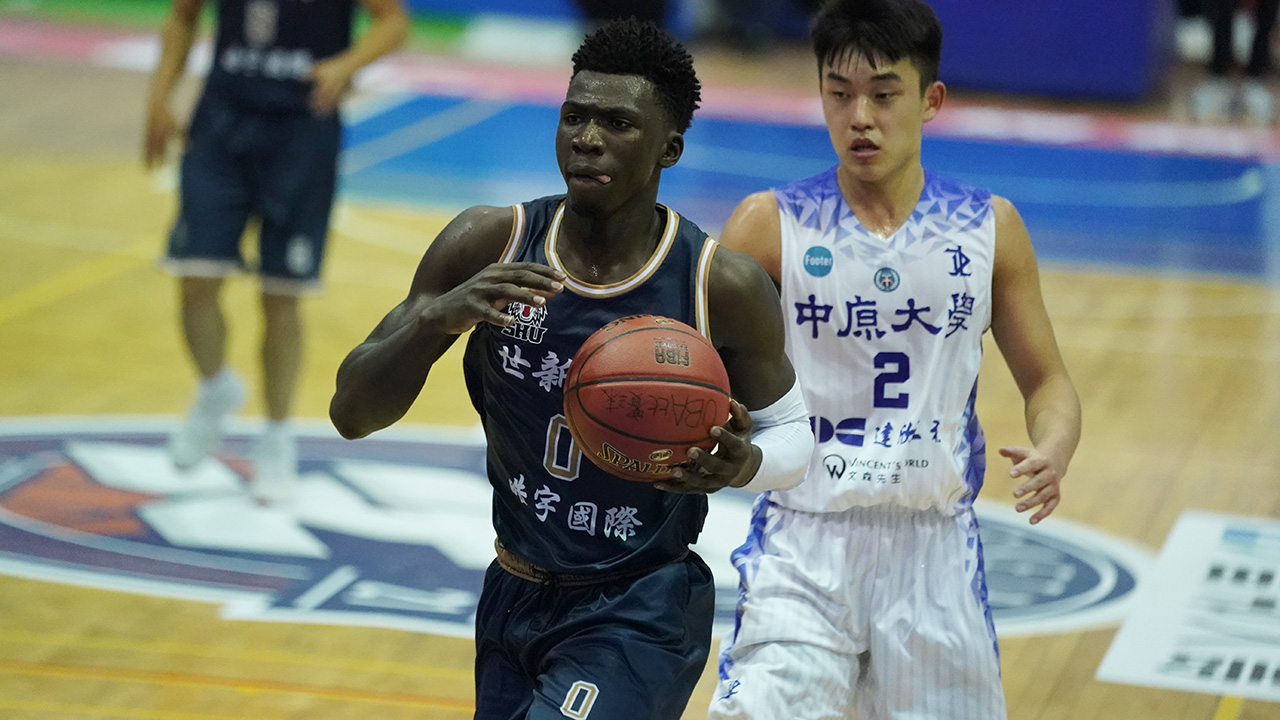 世新阿巴西全場最高18分。攝/大專體總