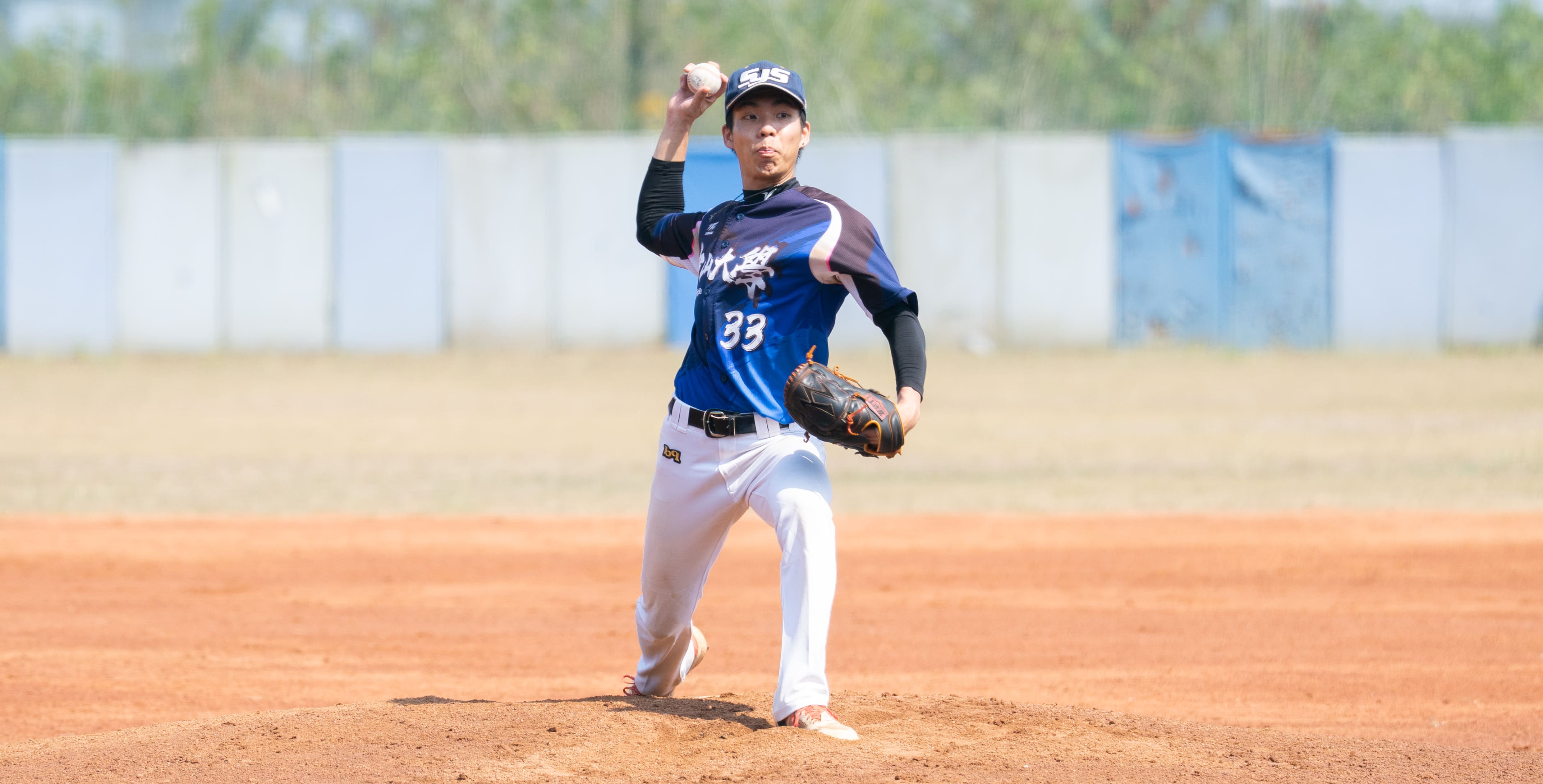 中山先發投手橫川慎之介成功壓制對手打線。攝/黃斯筠
