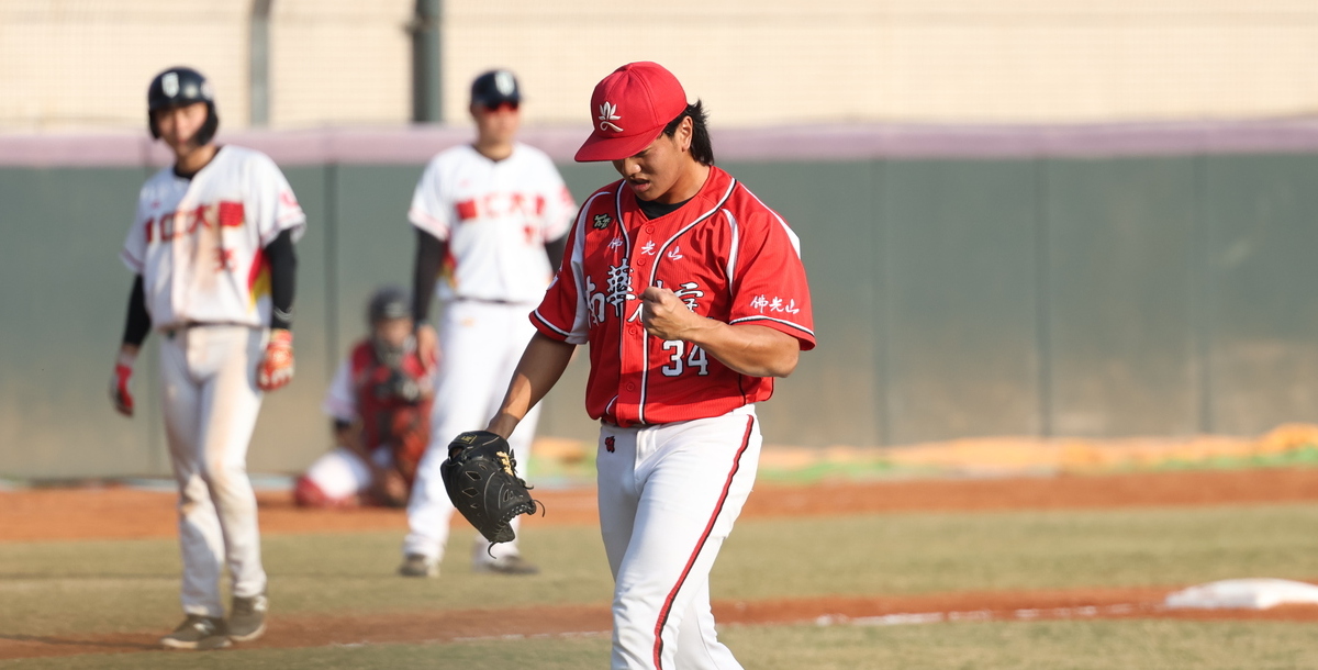 林沅慶解決對手後振臂激勵自己。攝/林巧晨