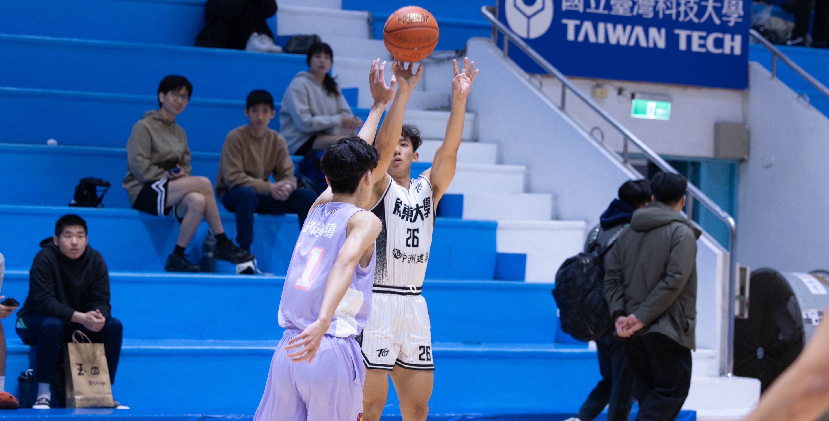 屏大蔡子翔在首節連續命中三顆三分球 攝/江敏慈