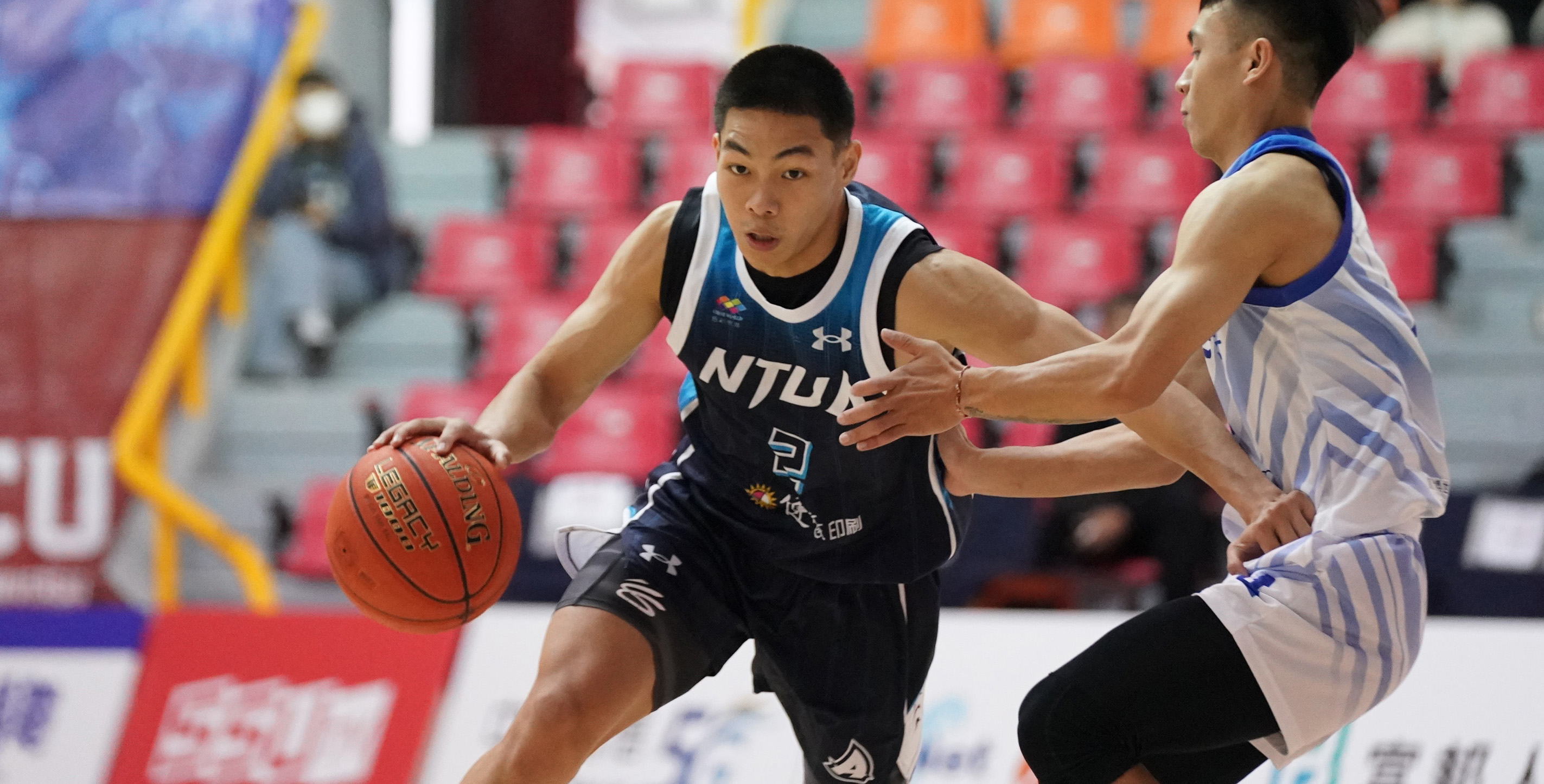 臺灣藝大王威翔攻下全場最高24分，外帶7籃板7助攻。攝/大專體總