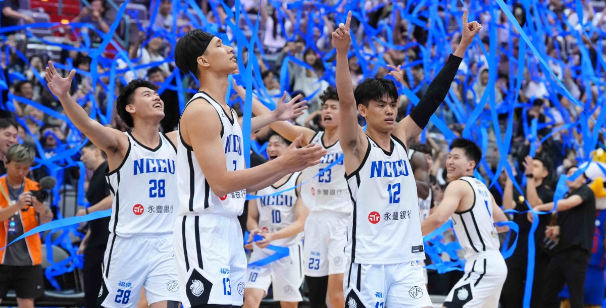 政大跨季74連勝完成UBA男一級6連霸，續寫隊史新猷。攝/大專體總