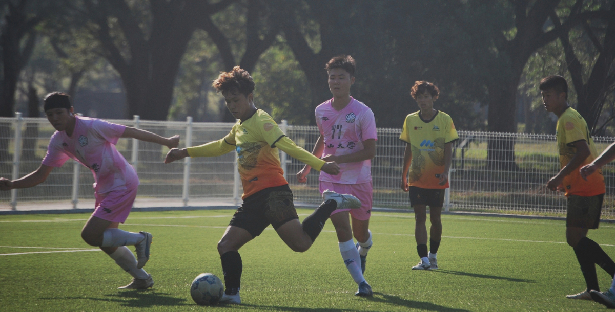 屏科黃威棋再現實力，為球隊拉開比分 。攝/吳妤宸