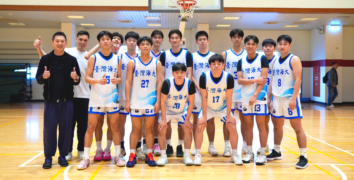 國立臺灣海洋大學隔一年「再一次」攻進小巨蛋。攝／施浚璿