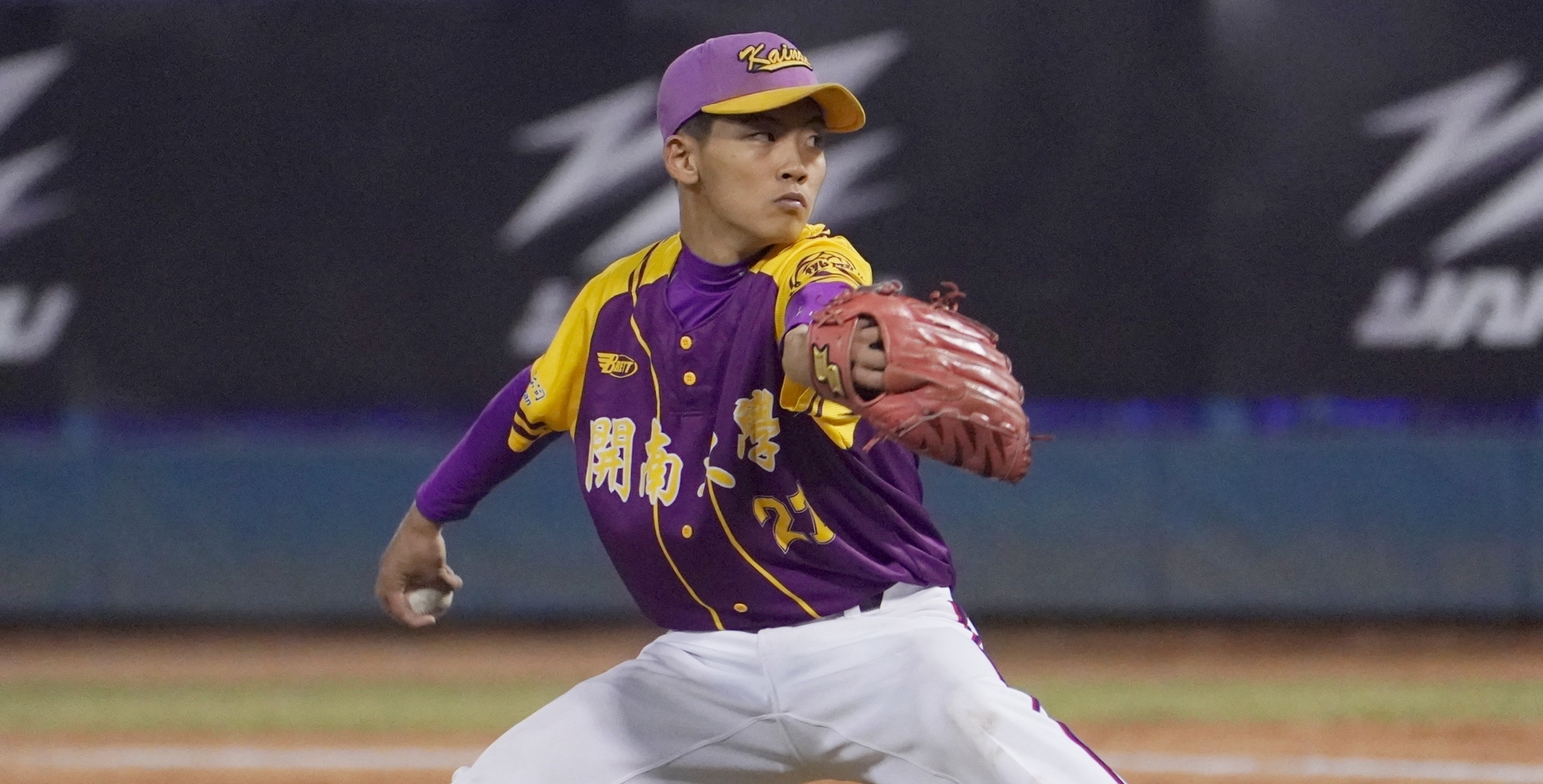 開南大學楊家凱先發6.2局失兩分,奪勝投。攝/大專體總。