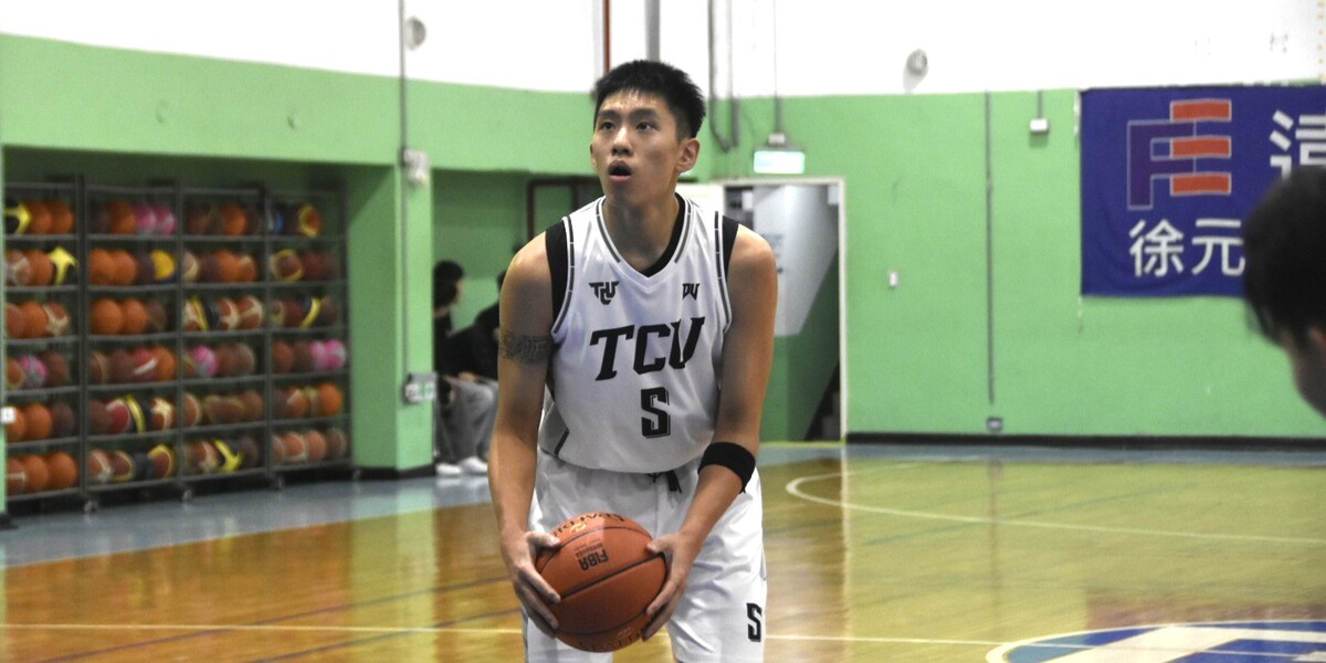 慈濟郭庠霖首節在進攻端屢次為球隊貢獻。攝/廖心瑀