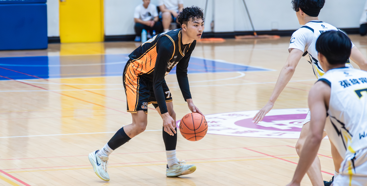 醒吾郭垣里手感火燙，單場六記三分彈，狂轟34分，率隊力克強敵。攝/黃斯筠