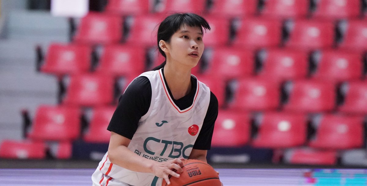 中信學院鄧詠心攻下12分2抄截2籃板1助攻，得分生涯新高及首度上雙。攝/大專體總