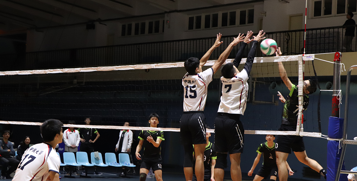 地主中興大學擊敗台東大學,以2:0(25:10、26:24)贏得勝利。攝/鍾依憓