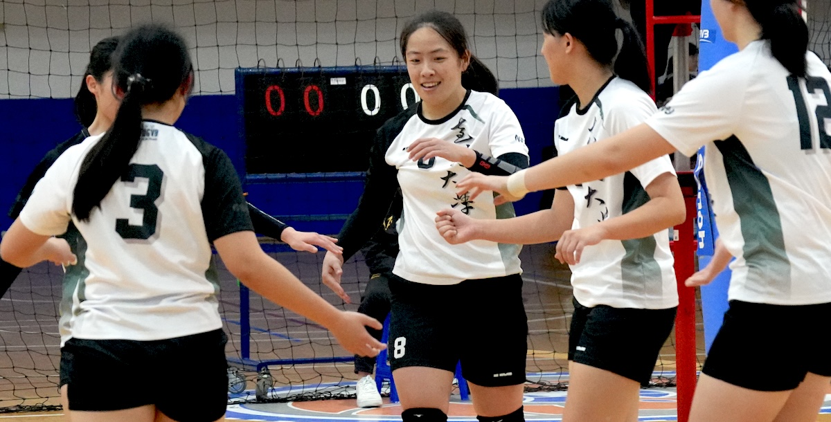 臺大郭亞筑(8號)關鍵進攻得手，助隊奪勝。攝/李亭葳