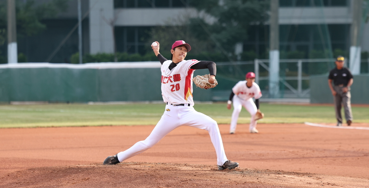 輔大趙仁翊主投七局，送出6K無失分。攝/林巧晨