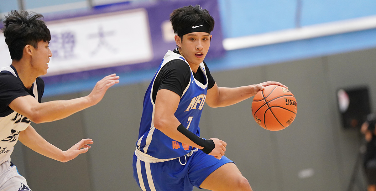 虎尾科大楊程恩外線投5中4拿下20分，並傳出13次助攻達成另類雙十。攝/大專體總