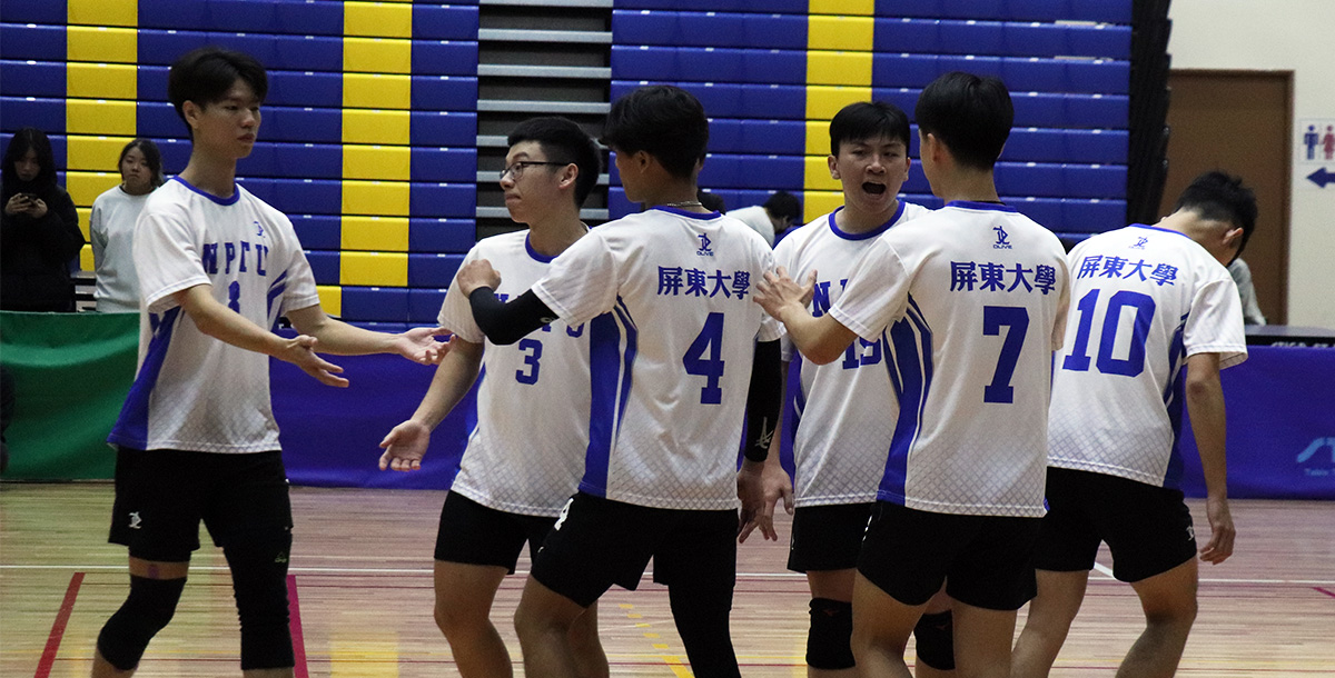 屏東直落三擊敗金門，目標隊史首次晉級複賽。攝／周孫磊 (另開新視窗)