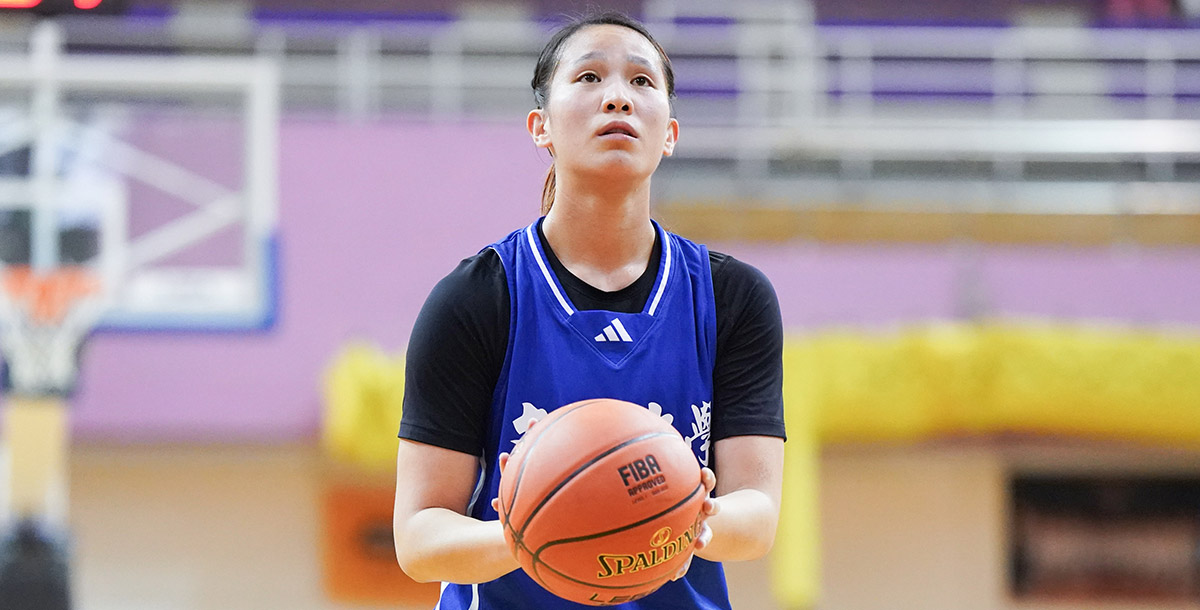 文化大學王玥媞命中5記外線攻下35分，另有16籃板4助攻的表現。攝/大專體總