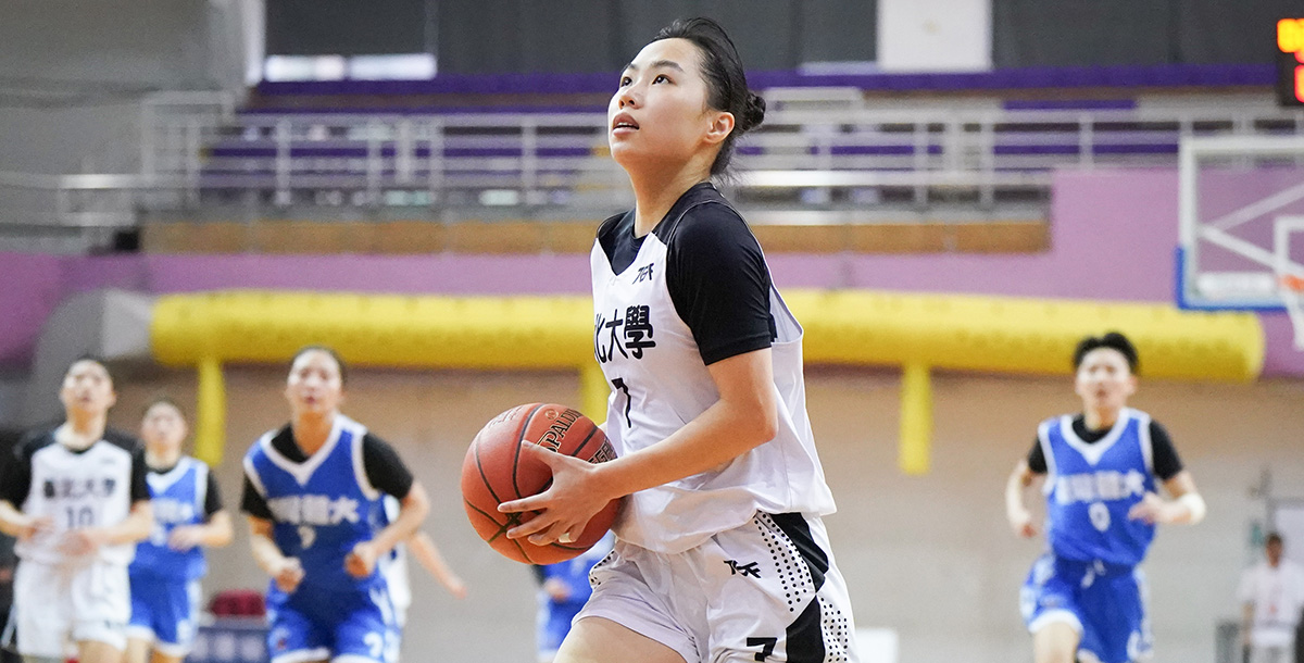 臺北大學張映庭拿下21分7籃板，另有4助攻4抄截的表現。攝/大專體總