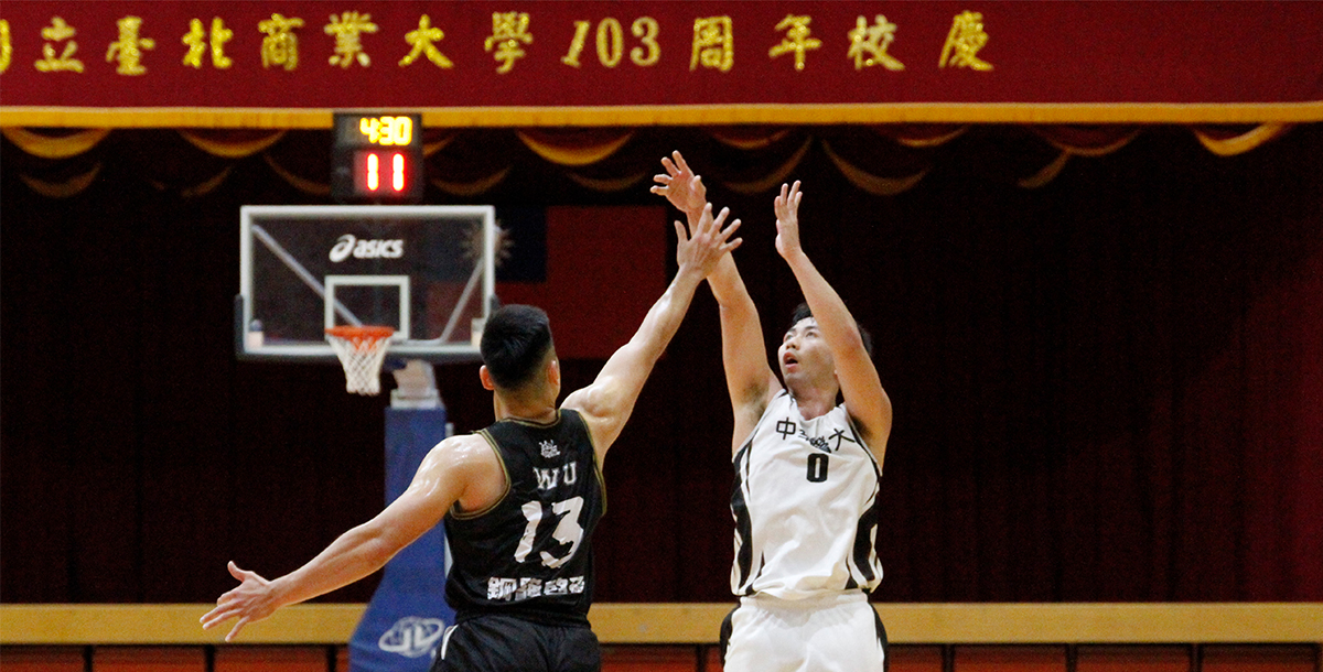 華醫黃建中狂砍26分,助隊奪勝。攝/陳怡修