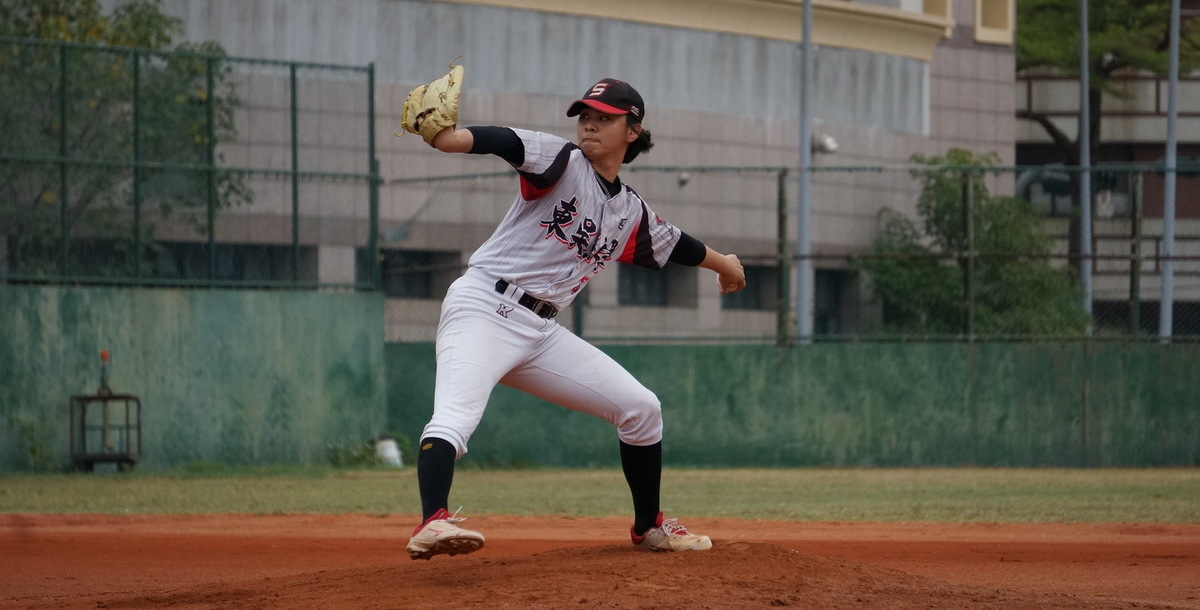 東吳陳定楷完投四局失一分。攝/陳致昕