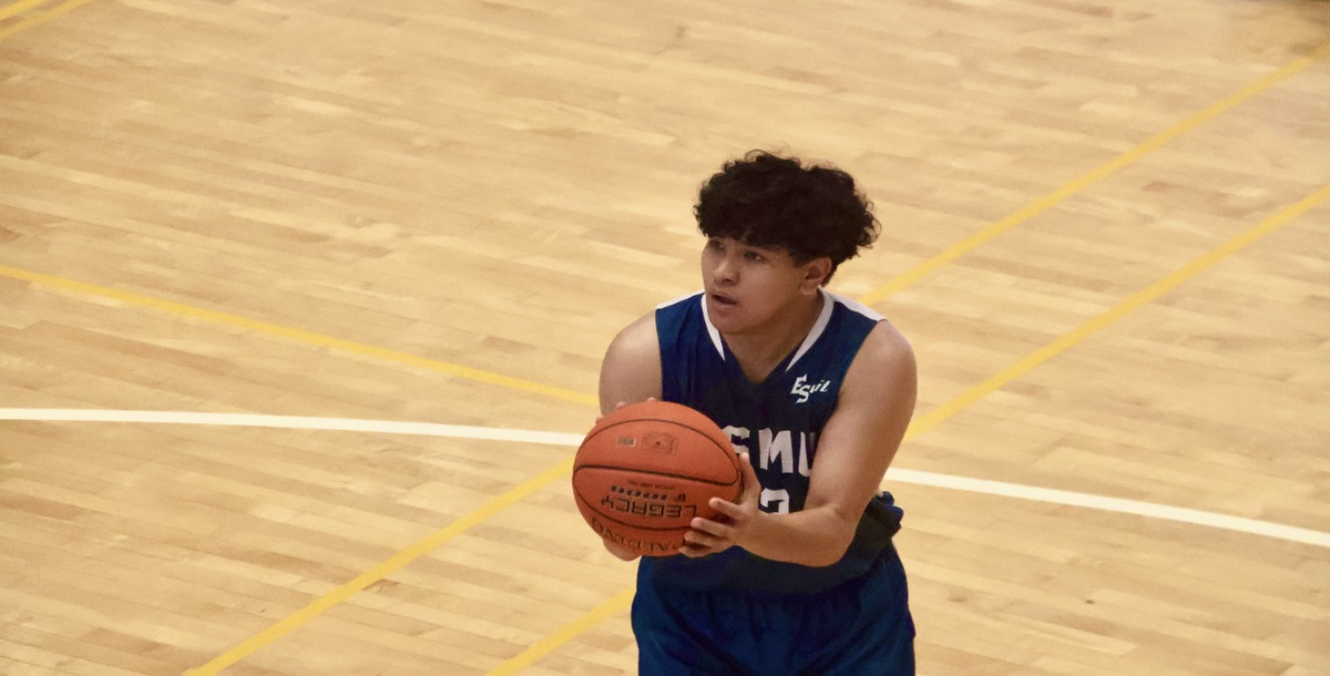 中山醫余璽恩砍下全隊最高的30分。攝/林子堯