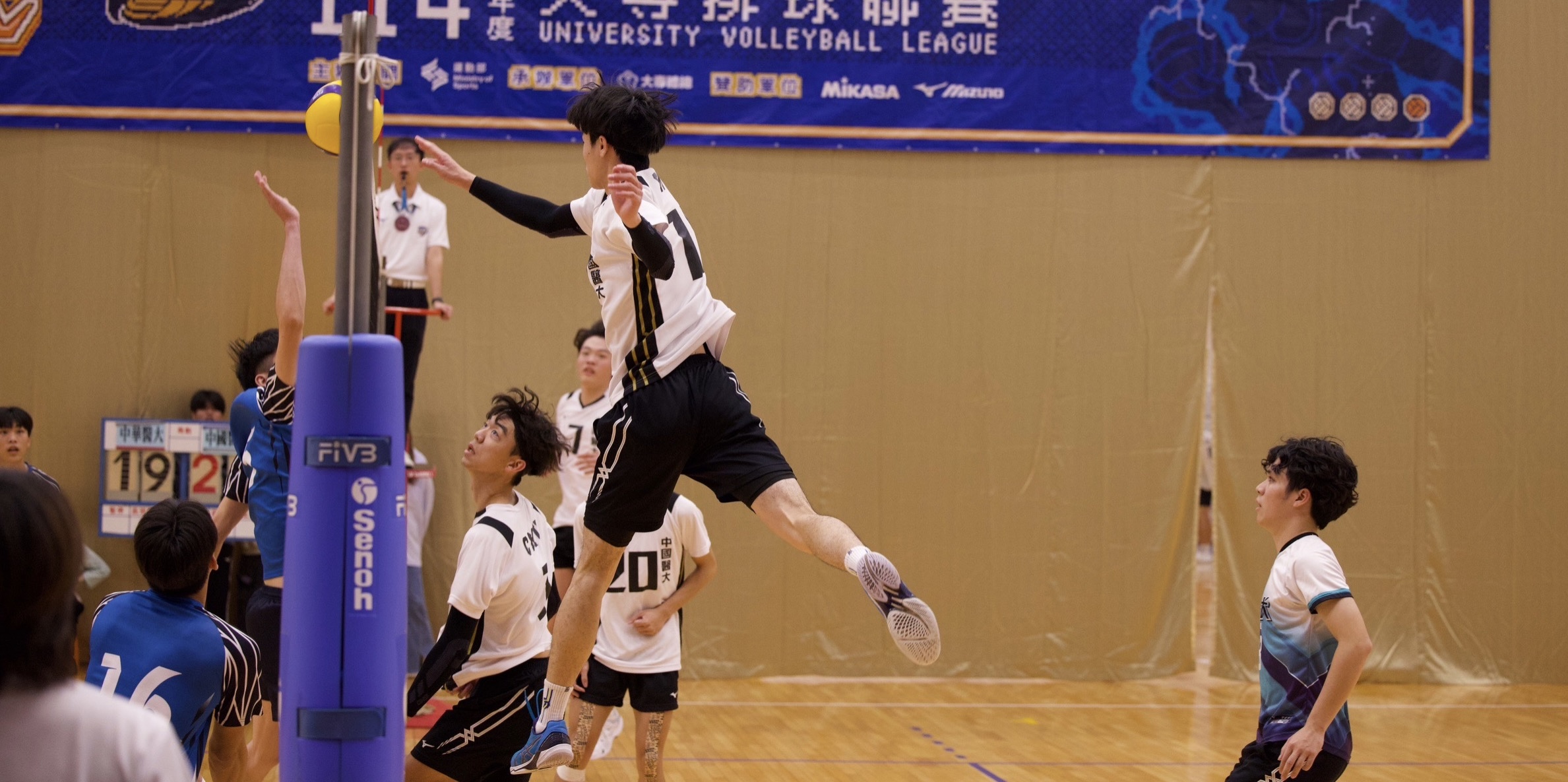 中國醫吳睿杰多次以假動作騙過對手得分。攝/江敏慈