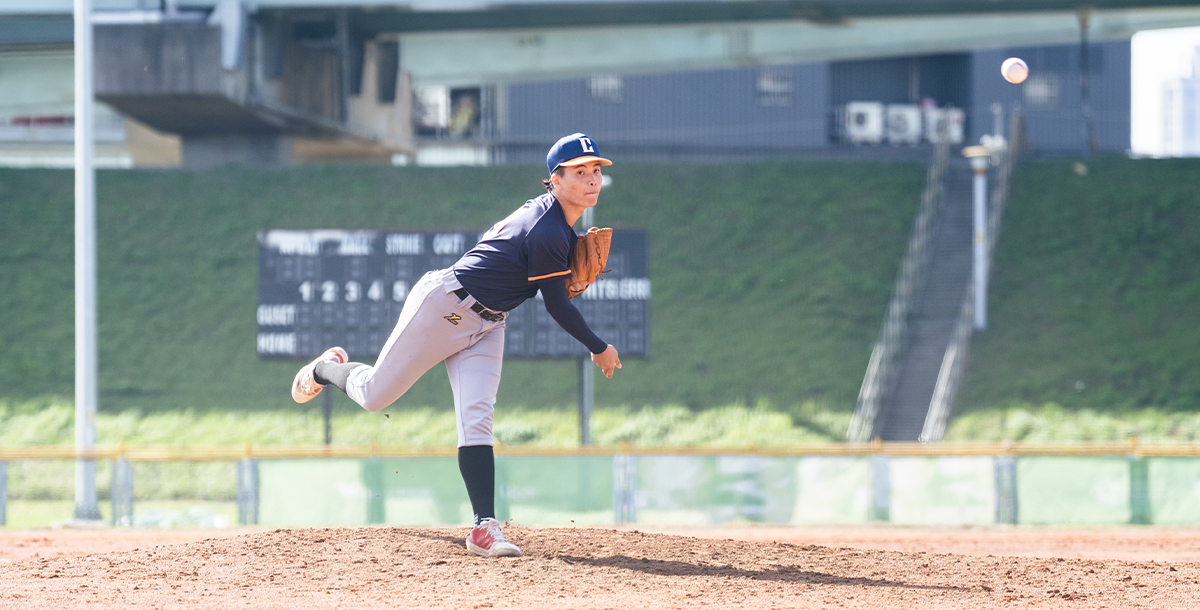 政大後援投手陳廷竑，今日投球表現亮眼，阻止臺大擴大領先優勢。