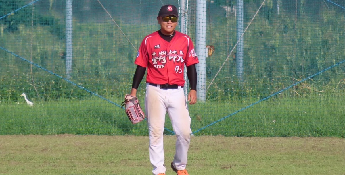 陳沐恩鎮守中外野防區。圖/臺灣師大棒球隊提供