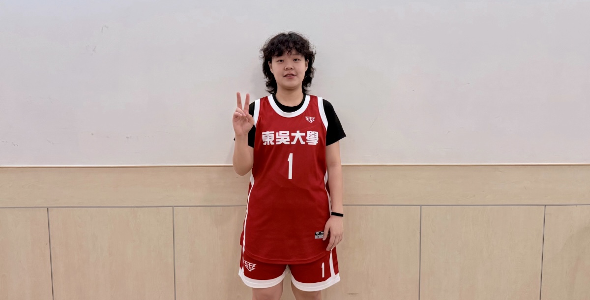 東吳音樂系張瑋芳隨隊見證二連霸。攝/SSU特派員王詠盛