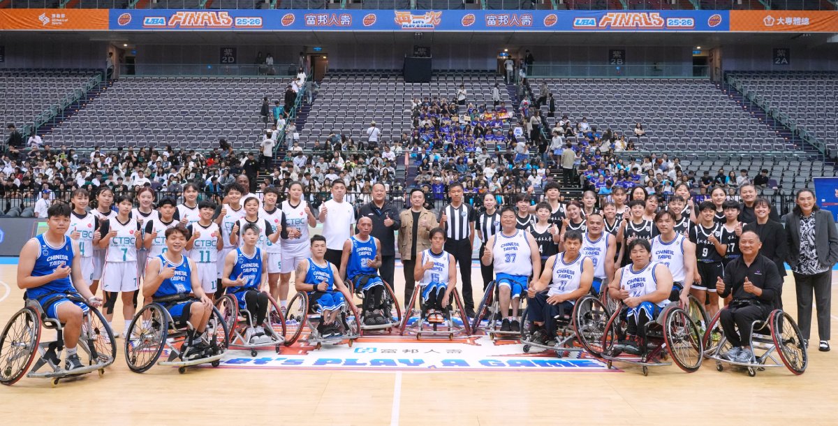 結合公益並推動運動平權，UBA已連四年舉行輪椅籃球公益賽。攝/大專體總