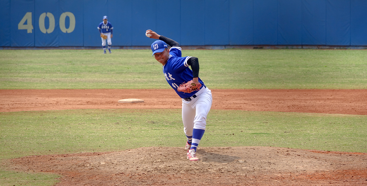 臺體林奕丞精簡以106球完投九局奪勝。攝/吳怡暄